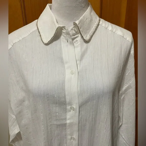 NWT Diana Embellished Oversized Woven Blouse - Picture 3 of 5